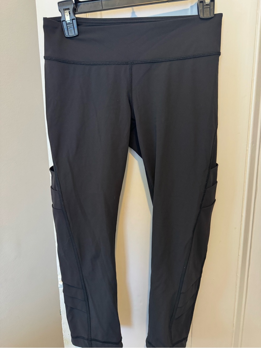 lululemon athletica Black Leggings with Side Pockets